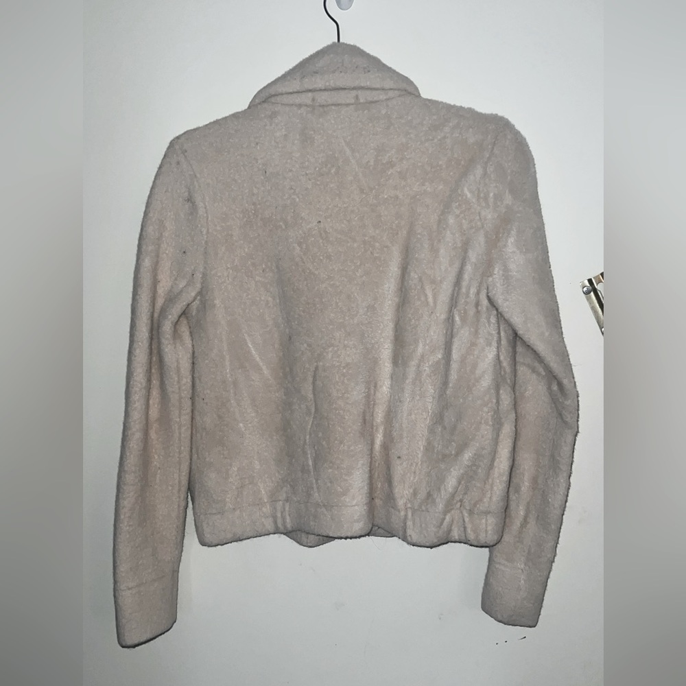 Fuzzy shacket - Picture 3 of 4